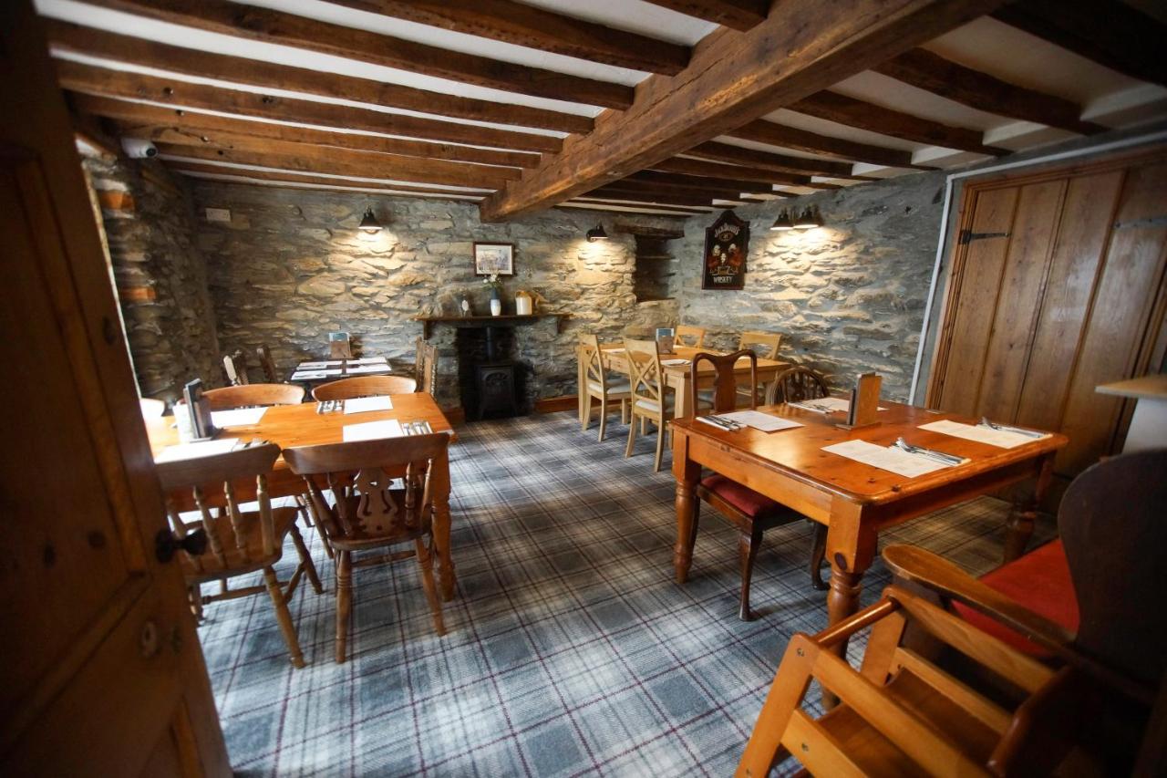 The Dudley Arms Llandrillo Exterior photo